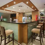 Hotel Melawai 2