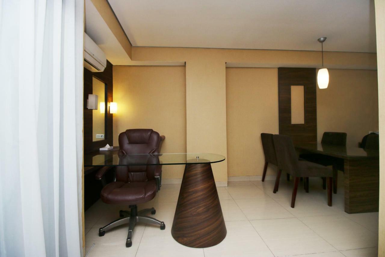 Hotel Melawai 2